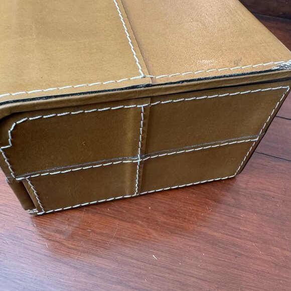 Pottery Barn Beckett Leather Valet – Brand New in Box! 🎁✨ - Picture 8 of 12